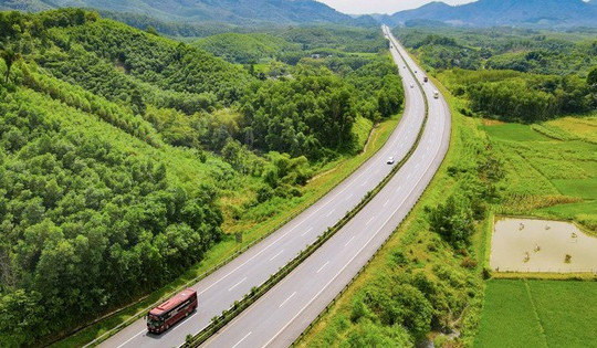 Phú Thọ muốn làm cao tốc 16.000 tỷ chạy xuyên tỉnh, nối thông Hà Nội với Tây Bắc