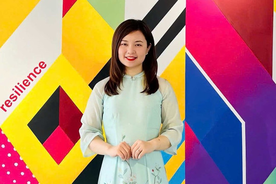 Nữ PGS trẻ nhất ĐH Ngoại thương năm 2025: 26 tuổi trở thành giảng viên, từng học thạc sĩ tại Anh