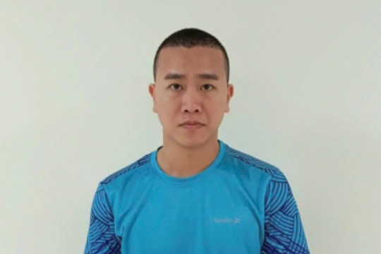 Khám xét khẩn cấp 17 địa điểm trên cả nước, bắt ‘ông trùm’ Hoàng Tạ Minh Cường, thu giữ 1,1 tỷ đồng, 1 ô tô và 41 điện thoại