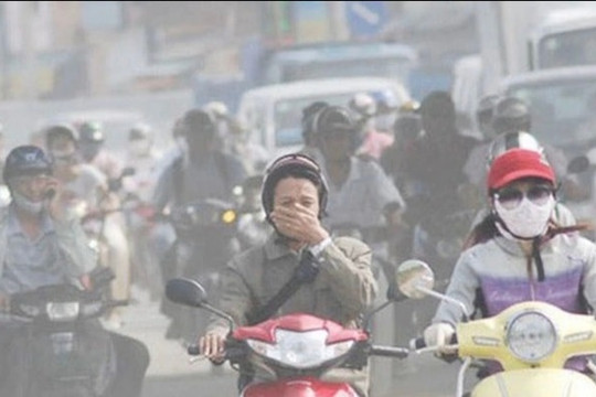 Học sinh Hà Nội được nghỉ học nếu ô nhiễm không khí ở mức 'nguy hại'