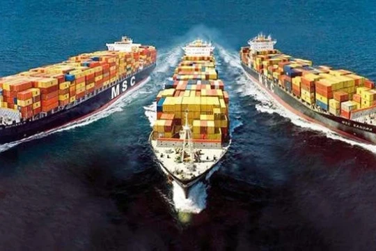 Một cú hích bất ngờ kích hoạt đà tăng nóng của nhóm cổ phiếu vận tải: Còn kỳ vọng gì phía sau?