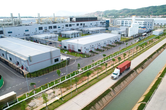 Tập đoàn sản xuất hệ thống an toàn ô tô 70.000 nhân viên khánh thành nhà máy 154 triệu USD tại Quảng Ninh