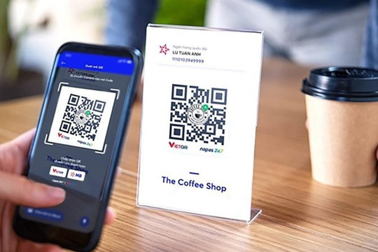Chuyên gia an ninh mạng cảnh báo người dân về thói quen quét mã QR để chuyển tiền