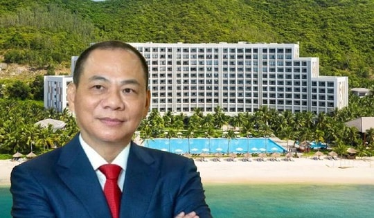 Khách sạn của tỷ phú Phạm Nhật Vượng vừa ra thông báo quan trọng