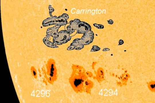 Xuất hiện vết đen Mặt Trời khổng lồ hướng về phía Trái Đất