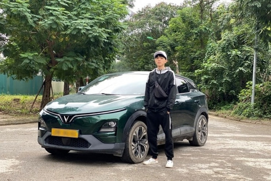 Sau thời gian cầm lái, chủ xe VinFast VF 6 nói thật về trải nghiệm, công khai độ an toàn khi di chuyển trong điều kiện giao thông không thuận lợi