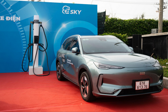 2 ‘ông lớn’ bắt tay sắp 'phủ sóng' mạng lưới trạm sạc nhanh ở Việt Nam: Lộ trình rõ ràng, toàn bộ xe điện đều được hưởng lợi