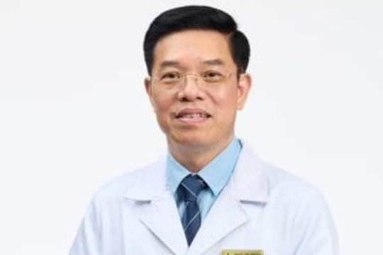 PGS thực hiện gần 400 ca ghép gan, hiện là Phó Tổng Giám đốc, được tỷ phú Phạm Nhật Vượng chiêu mộ