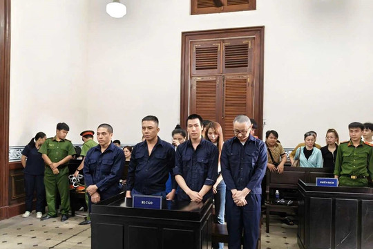 Cựu tiếp viên hàng không Đinh Thị Thanh Tuyền lĩnh án 4 năm tù