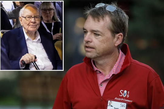 ‘Cánh tay phải’ của Warren Buffett bất ngờ rời Berkshire Hathaway