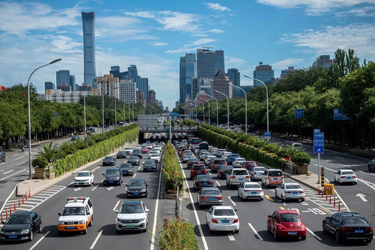 Láng giềng Việt Nam từng có 'Thủ đô khói bụi của thế giới', sạch trở lại bằng cách nào?