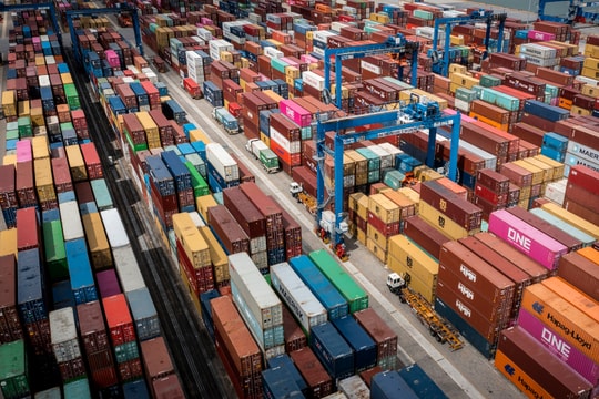 Khi doanh nghiệp tư nhân giải bài toán điểm nghẽn logistics