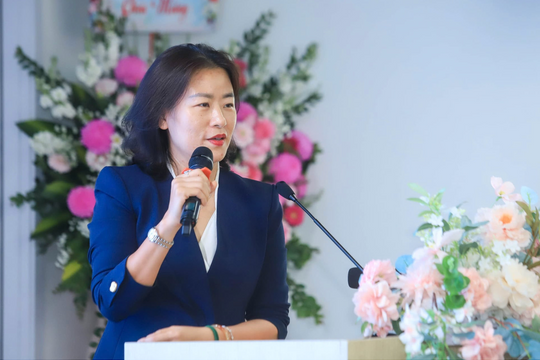 So với các thị trường lân cận, chứng khoán Việt Nam hấp dẫn hơn về định giá và tăng trưởng