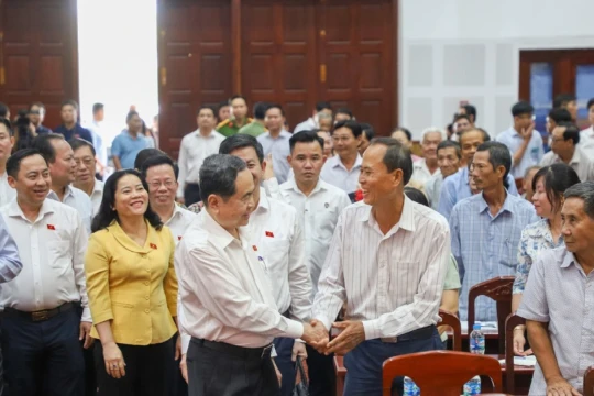 Chủ tịch Quốc hội nhấn mạnh vai trò 'đất sạch' trong thu hút đầu tư