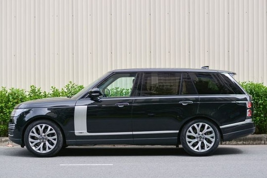 Khách hàng tố dịch vụ kém, Range Rover Sport 6 tỷ đồng bị bỏ lại ven đường