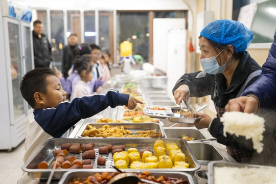 Quốc gia sát vách Việt Nam đối diện khủng hoảng chưa từng có, Chính phủ nỗ lực giải cứu bằng mọi giá