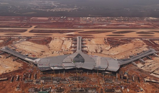 Hôm nay, siêu sân bay lớn nhất Việt Nam chính thức đón thành công chuyến bay kỹ thuật đầu tiên