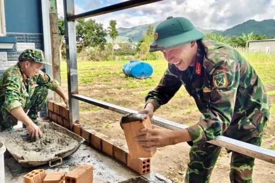 Lâm Đồng chi trả gộp 3 tháng lương hưu, trợ cấp BHXH hỗ trợ người dân thiệt hại do mưa lũ