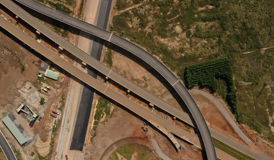 Sắp đưa vào khai thác 2 tuyến đường nghìn tỷ kết nối sân bay lớn nhất Việt Nam