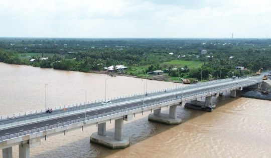 Thông xe cầu vượt sông 4.000 tỷ xóa bỏ toàn bộ các bến phà lâu đời, nối thông 2 tỉnh thành miền Tây