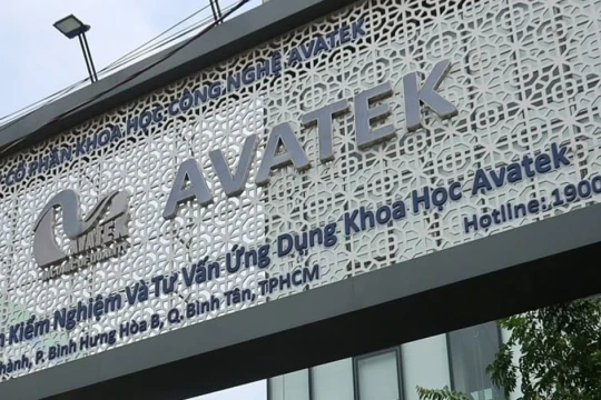 Cựu cán bộ Văn phòng Chính phủ nhận tiền tỷ để ‘quan hệ’ giúp doanh nghiệp kiểm định kẹo Kera, sữa Hiup