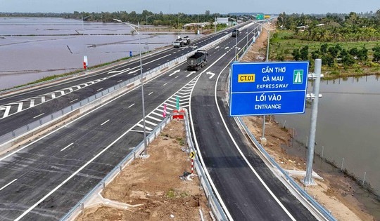 2 ngày tới, Việt Nam chính thức mở khai thác tuyến cao tốc 27.500 tỷ, mang theo kỳ vọng của hàng triệu người dân miền Tây Nam Bộ
