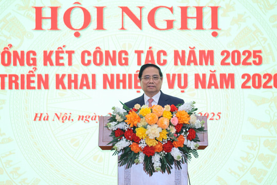 Thủ tướng: Ngành Xây dựng thực hiện "5 đảm bảo, 6 đột phá" để phát triển kết cấu hạ tầng đồng bộ, hiện đại