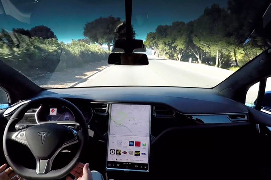 Tesla 'có thể' phải dừng bán và sản xuất xe tại bang lớn nhất nước Mỹ vì quảng cáo sai lệch