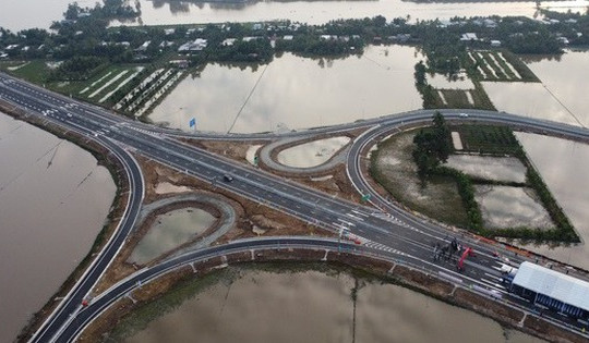 Chỉ ít ngày nữa, chính thức thông xe toàn tuyến cao tốc 27.000 tỷ kết nối 3 tỉnh thành ĐBSCL