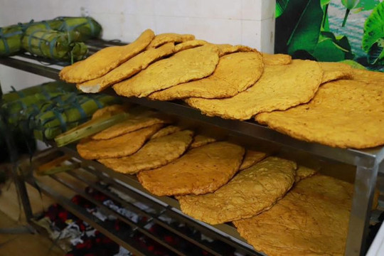 Kịp thời ngăn chặn hơn 170kg giò, chả có chất cấm