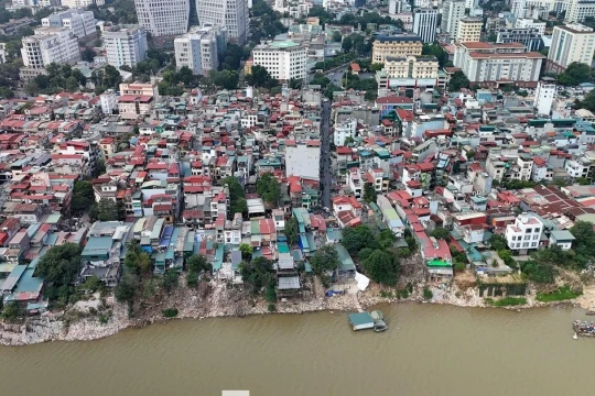 Dự án cầu Trần Hưng Đạo: Vừa thu hồi, vừa cấp giấy phép xây dựng, 'sổ đỏ' cho người dân