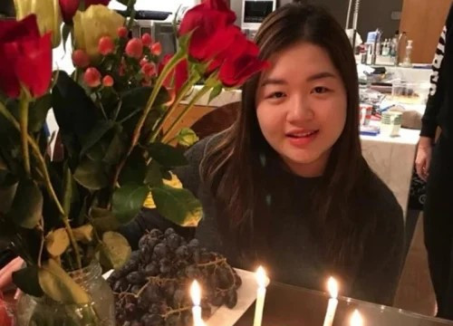 Ái nữ SN 2001 nhà bầu Thụy: Từng được Tổng thống Mỹ trao bằng khen, làm Tổng Giám đốc công ty vũ trụ, Chủ tịch CLB trẻ nhất tại V-League