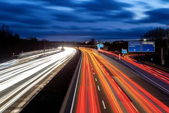 Khám phá siêu cao tốc của người Đức: Không giới hạn tốc độ, miễn thu phí