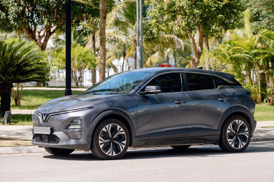 Sau hơn 1,5 năm và đi 30.000km, chủ xe VinFast VF 6 lần đầu nói thật về chi phí nuôi xe, vạch ra số trạm sạc thực tế và đưa ra so sánh công tâm với xe xăng