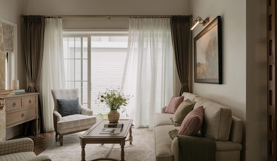 Bỏ phố về xa trung tâm, vợ chồng trẻ bỏ 4 tỷ xây nhà 70m2 để ‘sống chậm’