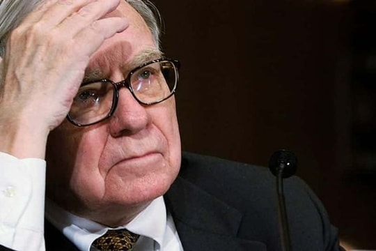 Warren Buffett thừa nhận: Sai lầm từ cổ phiếu 'ngu ngốc' khiến ông mất trắng hàng trăm tỷ USD