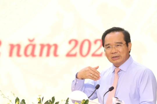 Chủ tịch TPHCM nói về bảng giá đất mới 'khoan sức dân'