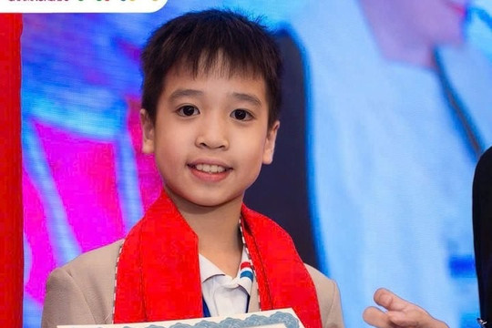 'Thần đồng' Việt 10 tuổi giành huy chương siêu trí nhớ thế giới, đọc 3.000 từ/phút