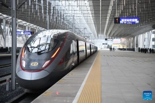 Việt Nam học được gì từ cách Trung Quốc phá kỷ lục với 50.000 km đường sắt cao tốc, vượt cả chu vi Trái đất chỉ trong hai thập kỷ?