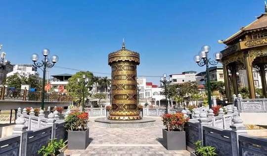 Đập dâng trên dòng sông hơn 2.000 năm tuổi ô nhiễm nhất Thủ đô đã hoàn thiện, thành hình đẹp mắt
