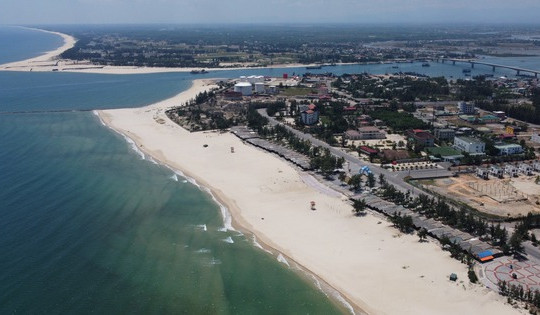 Chỉ 2 tháng nữa, tỉnh hẹp nhất Việt Nam sẽ mở rộng vùng nước cảng biển