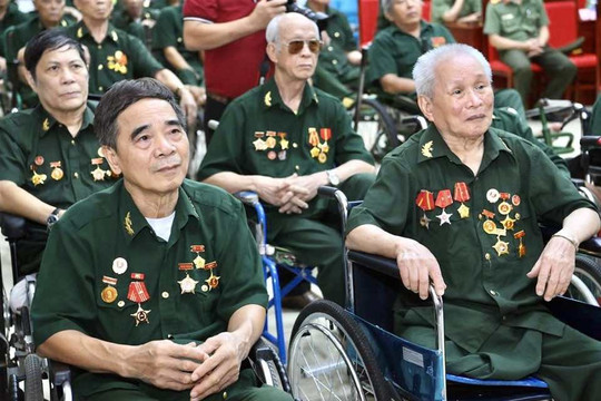 Chi tiết 3 nhóm người được nhận 400.000 đồng quà Tết Nguyên đán 2026