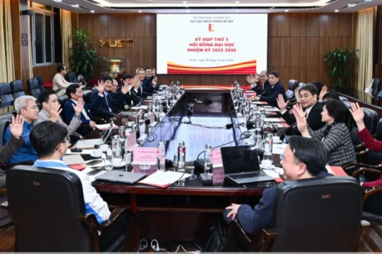 Bỏ hội đồng trường, ai điều hành trường đại học công lập từ hôm nay?