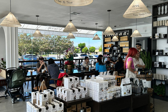 Trung Nguyên Legend của ông Đặng Lê Nguyên Vũ khai trương cửa hàng mới tại 'đảo ngọc' Phú Quốc ngày cuối năm