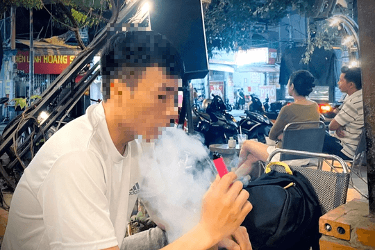 Chứa chấp người sử dụng thuốc lá điện tử bị phạt tới 10 triệu đồng