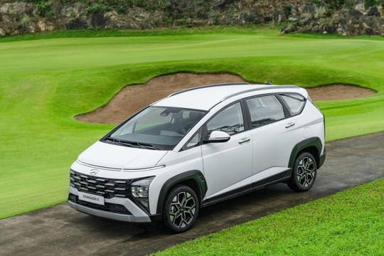 Mẫu MPV 7 chỗ của Hyundai, hiện có thêm bản SUV: Giá chưa đến 500 triệu, rất hợp với gia đình Việt đông người, được bảo hành 8 năm