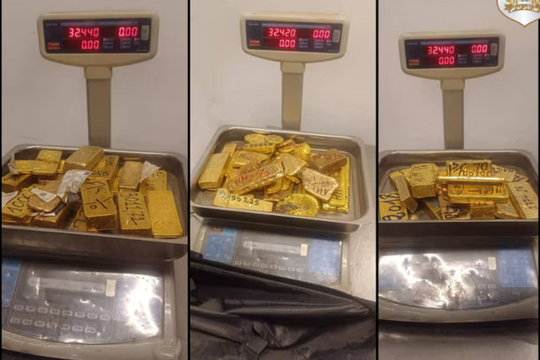 Thu giữ 4 vali chứa 100kg vàng cùng hơn 44 tỷ tiền mặt ngay tại sân bay