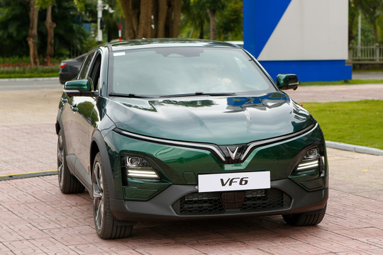 VinFast bán xe điện '0 đồng', người đang có ý định mua đưa ra nhận định cùng hành động quyết đoán