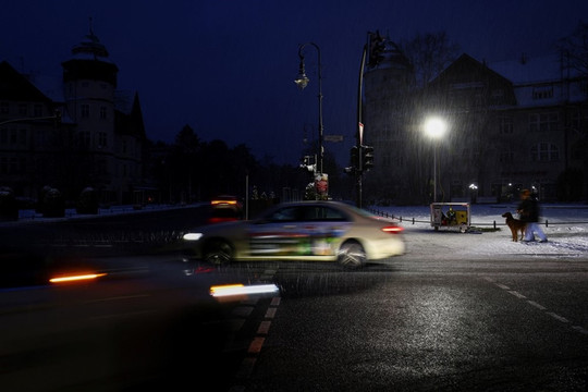 Hơn 45.000 hộ gia đình và 2.200 doanh nghiệp bị mất điện đột ngột, chuyện gì đây?