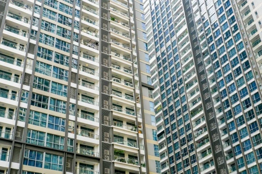 Chung cư Hà Nội chạm mốc 6.500 USD/m2, giao dịch nhà liền thổ chững lại